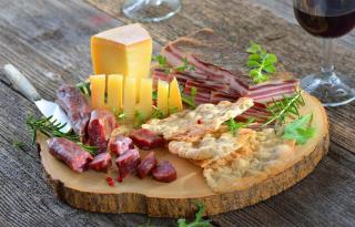 © Eurotours Törggelen Südtirol HOFER REISEN