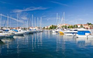 © Eurotours Hafen von Porec - HOFER REISEN