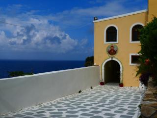 Kloster Moni Panagia Mirtiotissa HOFER REISEN