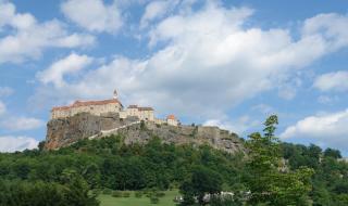 Steiermark Riegersburg Burg Felsen HOFER REISEN
