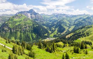 © Eurotours Kleinwalsertal HOFER REISEN