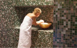 Therme Wien - HOFER REISEN