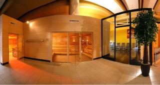 Erlebnistherme Zillertal - HOFER REISEN