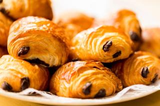 © Eurotours HOFER REISEN Frankreich Paris Pain au chocolat