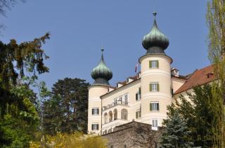 © Eurotours Schloss Artstetten Wachau HOFER REISEN