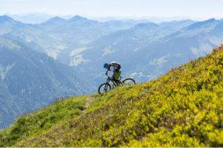© Stephan Schatz - Bike Schule Au-Schoppernau Mountainbike Bregenzerwald HOFER REISEN