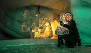 © Dachstein, Kovacsics Dachstein Eispalast HOFER REISEN