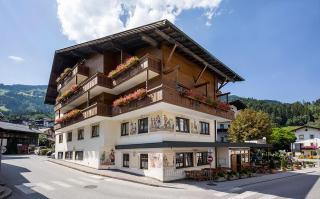 SCOL Sporthotel Zillertal ****. HOFER REISEN