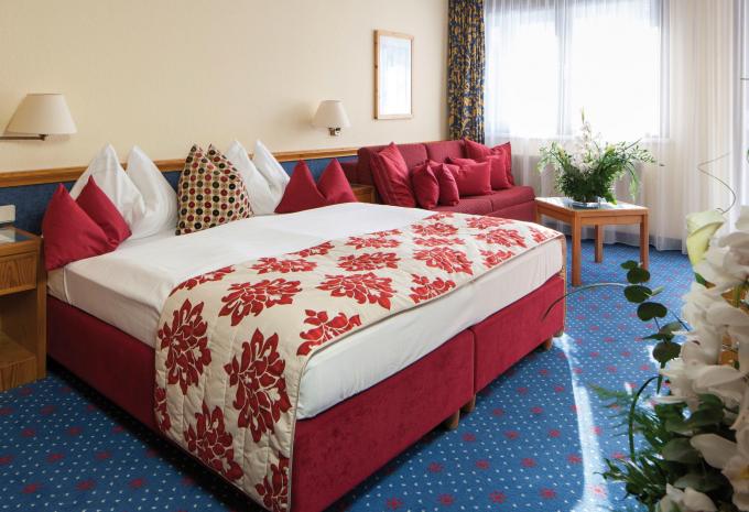 Zimmerbeispiel Dreibettzimmer „Balkon“