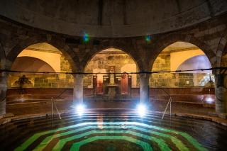 Rudas-Bad Budapest HOFER REISEN