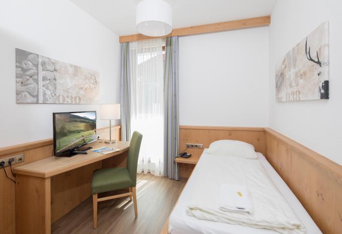 Zimmerbeispiel Einzelzimmer „Standard“