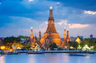 © Eurotours Tempel Wat Arun in Bangkok, Thailand | HOFER REISEN