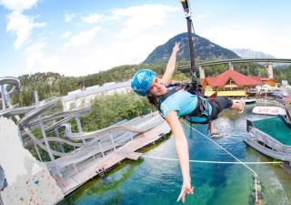 Water AREA (Area 47) HOFER REISEN