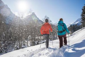 Schneeschuhwandern in den Stubaier & Zillertaler Alpen - Tiroler Wipptal