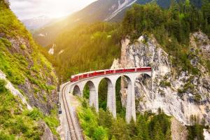 Bahnreisen in der Schweiz | HOFER REISEN