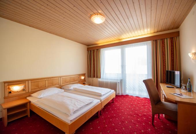 Zimmerbeispiel Doppelzimmer „Komfort“ Zimmerbeispiel Doppelzimmer „Komfort“