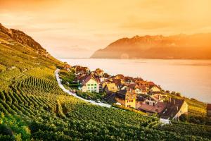 Schweiz - GoldenPass Tour Berge & Seen lang - Zugrundreise