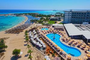 Asterias Beach Hotel****