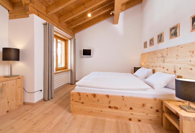 Zimmerbeispiel Doppelzimmer „Nebenhaus Arve“