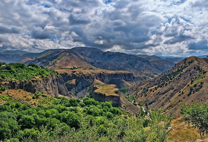 Garni Garni
