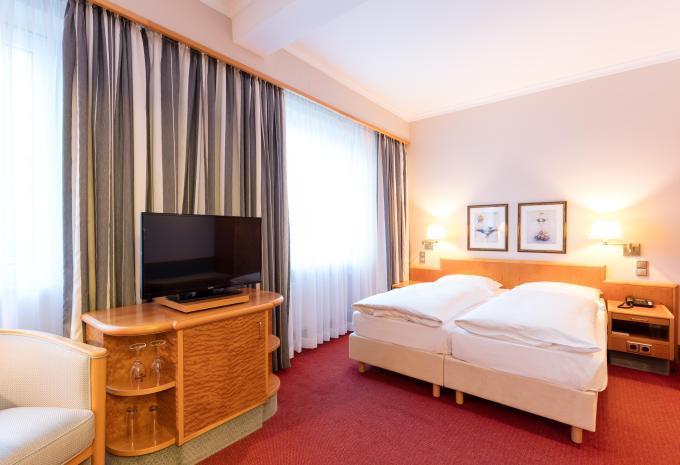 Zimmerbeispiel Doppelzimmer „Standard“ Zimmerbeispiel Doppelzimmer „Standard“