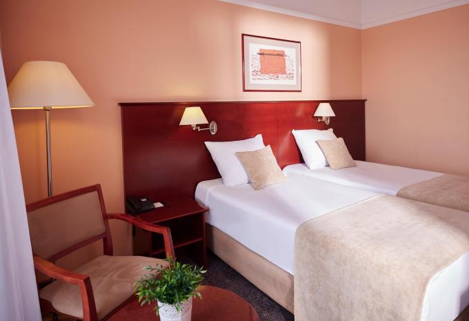 Zimmerbeispiel, Doppelzimmer (DZ) „Parkblick“