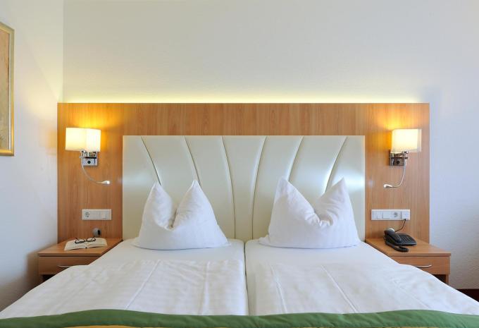 Zimmerbeispiel, Einzelzimmer (EZ) „Standard Balkon“