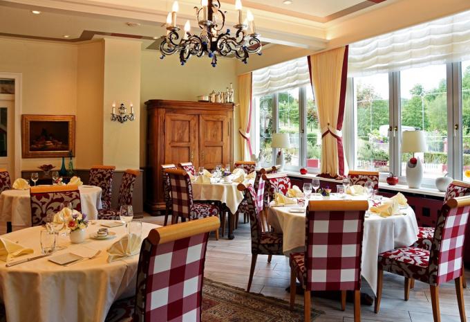 Beispielhotel, Hotel Cheval Blan