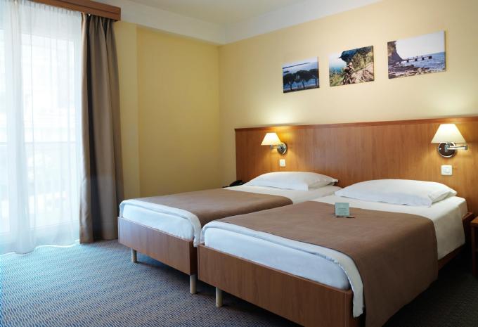 Zimmerbeispiel Doppelzimmer „Parkblick“ Zimmerbeispiel Doppelzimmer „Parkblick“