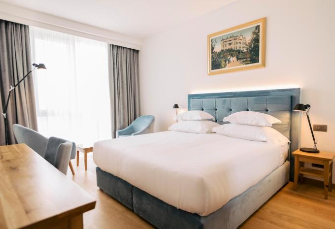 Zimmerbeispiel Doppelzimmer Deluxe Meerseite