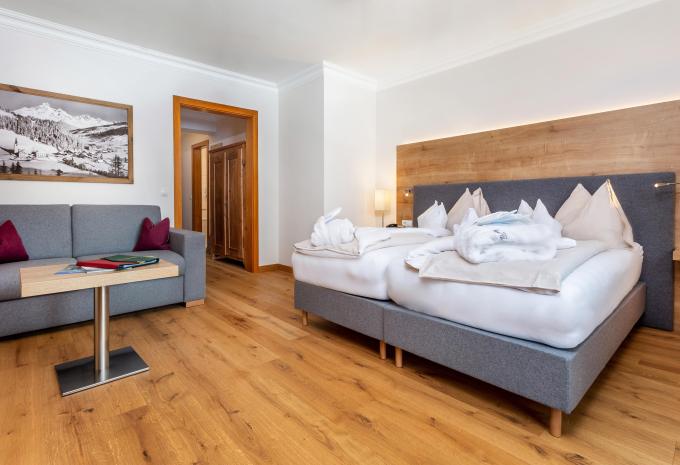 Zimmerbeispiel: Doppelzimmer „Comfort Balkon Landgenuss“