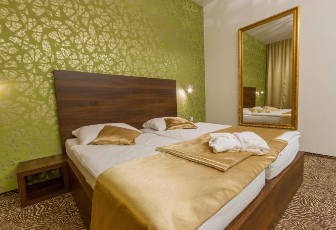 Zimmerbeispiel: Doppelzimmer  Zimmerbeispiel: Doppelzimmer