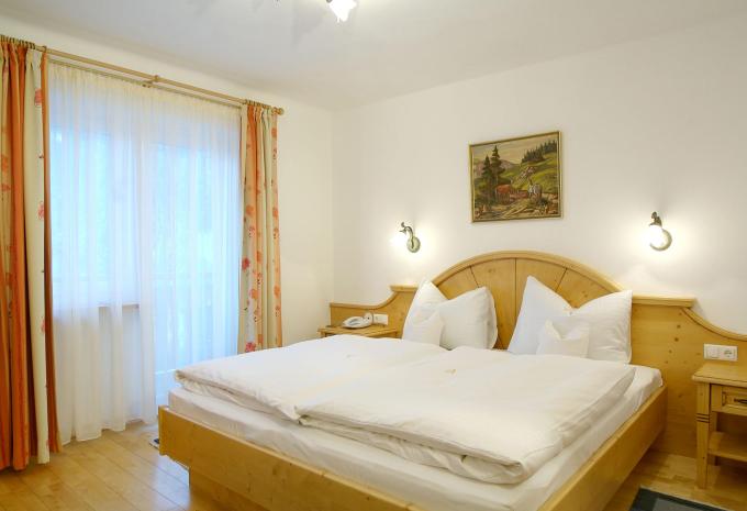 Zimmerbeispiel, Doppelzimmer (DZ) „Balkon“