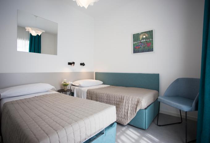 Beispiel Appartement „Standard Balkon“ Beispiel Appartement „Standard Balkon“