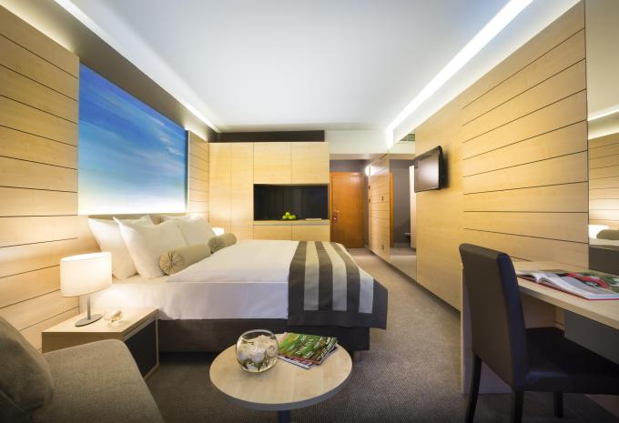 Zimmerbeispiel, Doppelzimmer (DZ) „Superior Balkon Stadtblick“