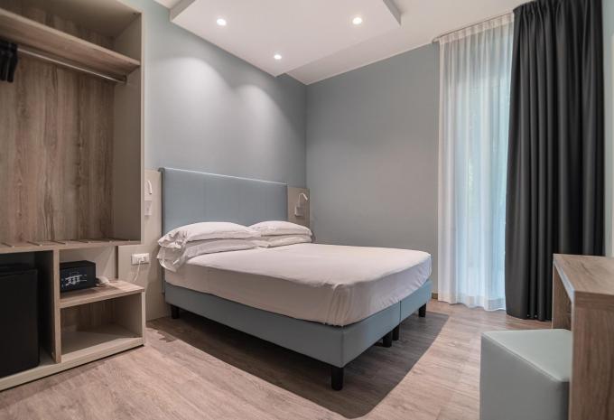 Zimmerbeispiel DZ Deluxe Balkon