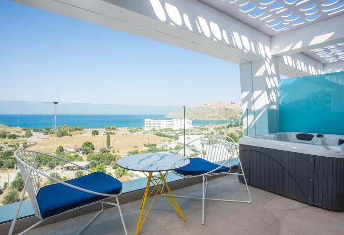 Zimmerbeispiel, Suite (SU) „Whirlpool“