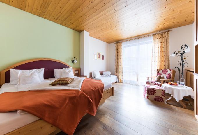 Zimmerbeispiel, Familienzimmer (FZ) „Almrausch“