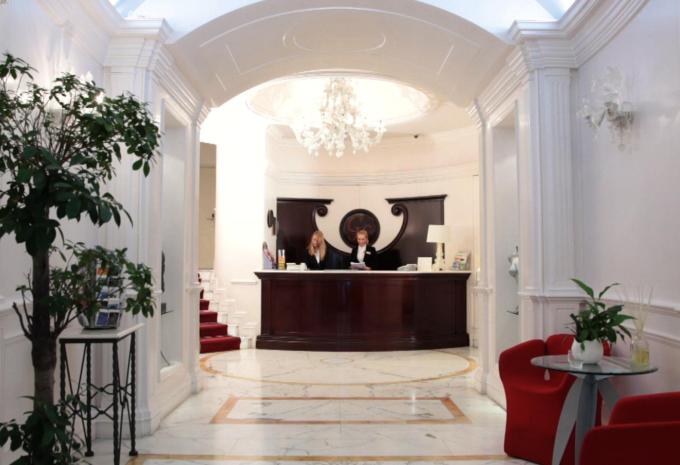 Gambrinus Hotel, Rom