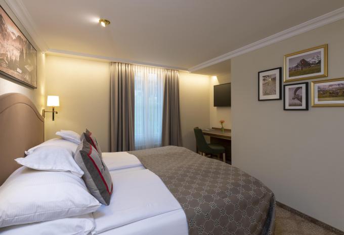 Zimmerbeispiel, Doppelzimmer (DZ) „Comfort Nordseite“