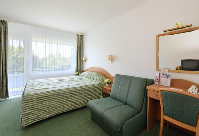 Zimmerbeispiel, Doppelzimmer (DZ) „Superior Balkon"