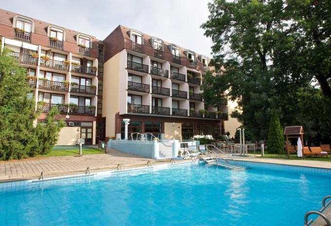 Ensana Thermal Sarvar Health Spa Hotel Ensana Thermal Sarvar Health Spa Hotel