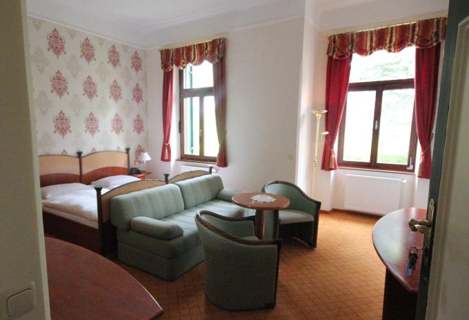 Zimmerbeispiel, Dreibettzimmer (DBZ) „Standard“