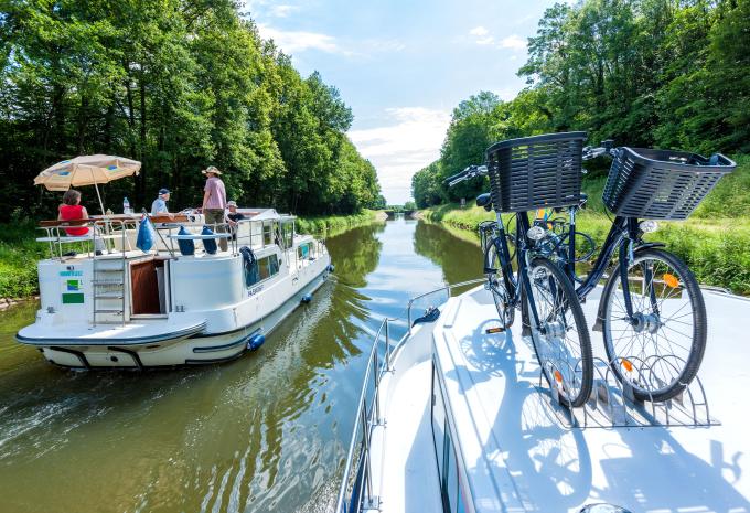 Hausboot Pénichette 1020 Flying Bridge