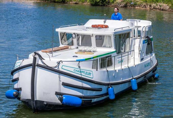 Hausboot Pénichette 1020 Flying Bridge Hausboot Pénichette 1020 Flying Bridge