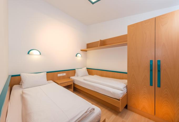 Zimmerbeispiel, Vierbettzimmer (VBZ) „Dachstein“