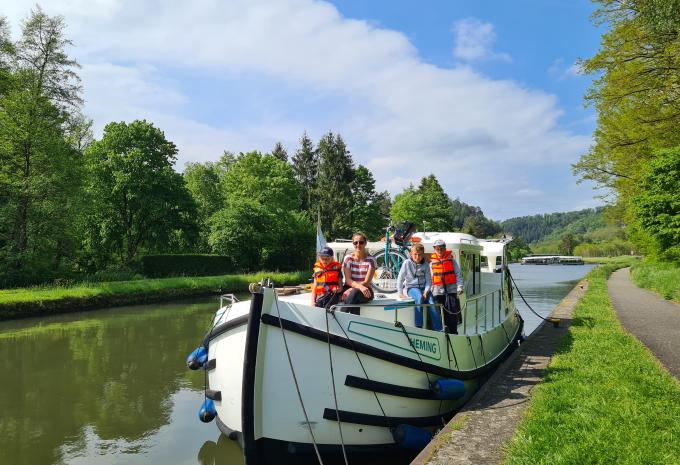 Hausboot Pénichette 1020 Flying Bridge