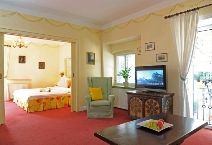 Zimmerbeispiel, Suite (SU) „Standard“ Zimmerbeispiel, Suite (SU) „Standard“