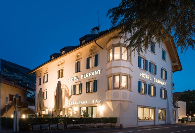 Hotel Elefant ***, Auer bei Bozen Hotel Elefant ***, Auer bei Bozen