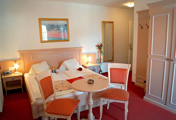 Zimmerbeispiel, Doppelzimmer (DZ) „Economy Nebenhaus Gästehaus“